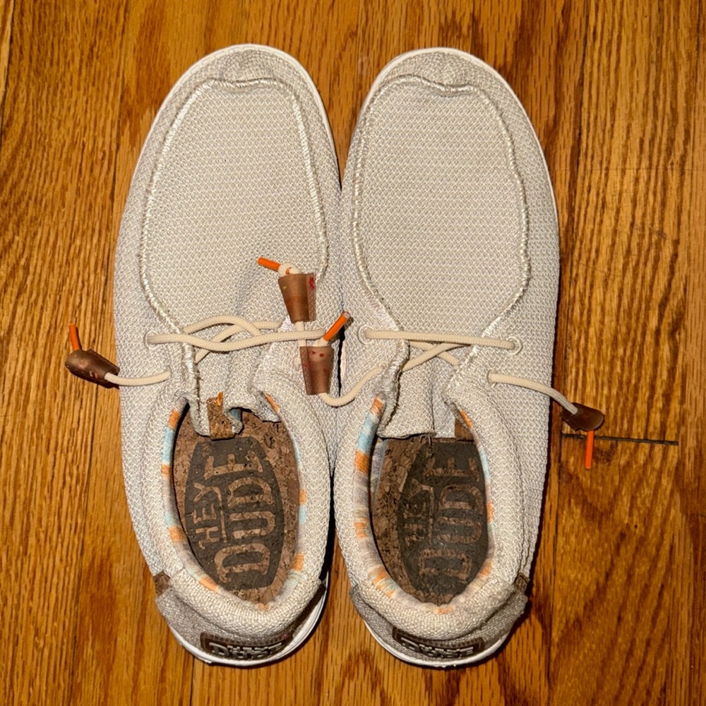 Hey Dude Men’s Size 9